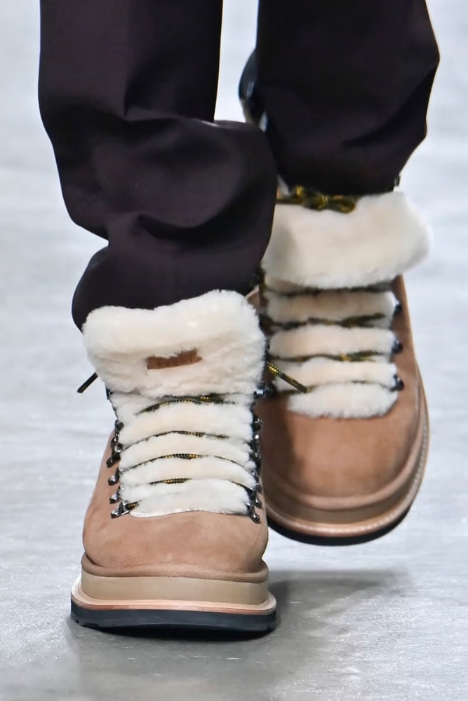 sacai x UGG®︎ 2025年秋冬 sacai-x-ugg-2025-fw-2