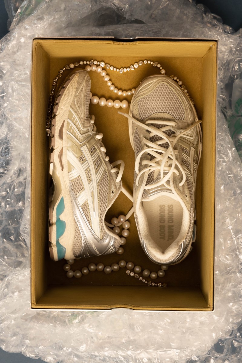 2月8日発売｜Juliana Salazar x ASICS SportStyle 