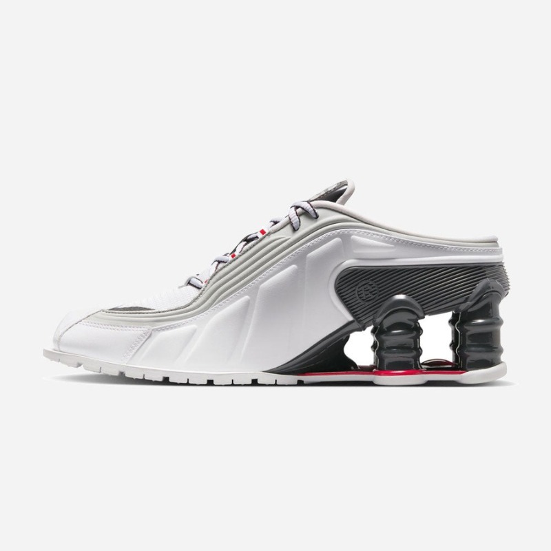 Martin Rose × Nike Shox MR4