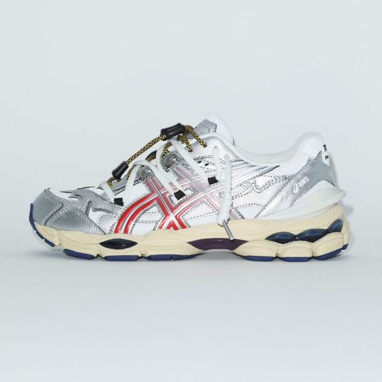 値下げ中　TOGA シューズ　36.5 トーガ（TOGA）」が、「アシックス（ASICS）」との初の