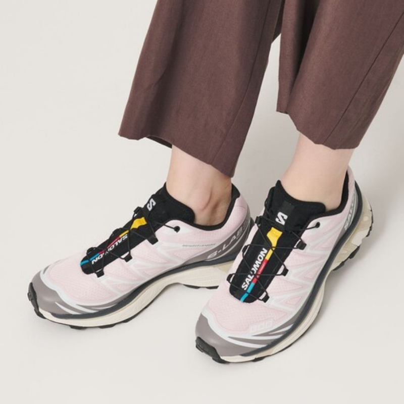 sneaker size salomon