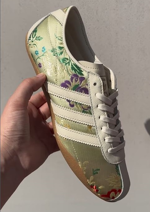 発売未定｜adidas Originals Tokyo の定価・抽選・販売店舗情報