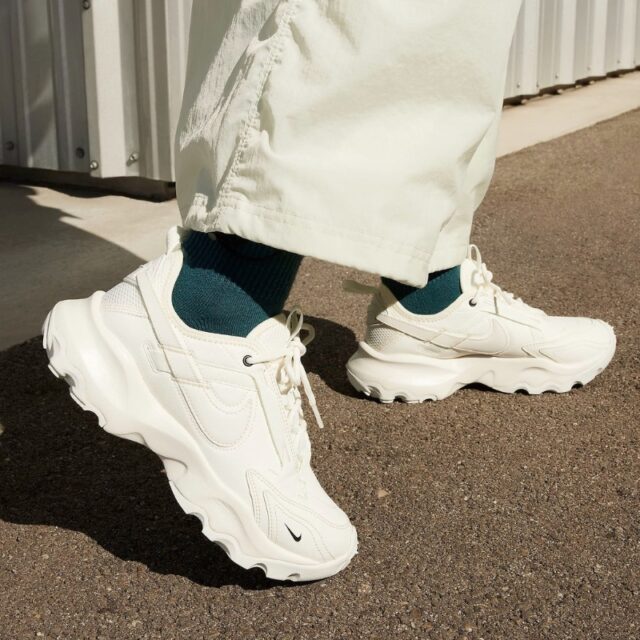 40代におすすめの厚底レディーススニーカー