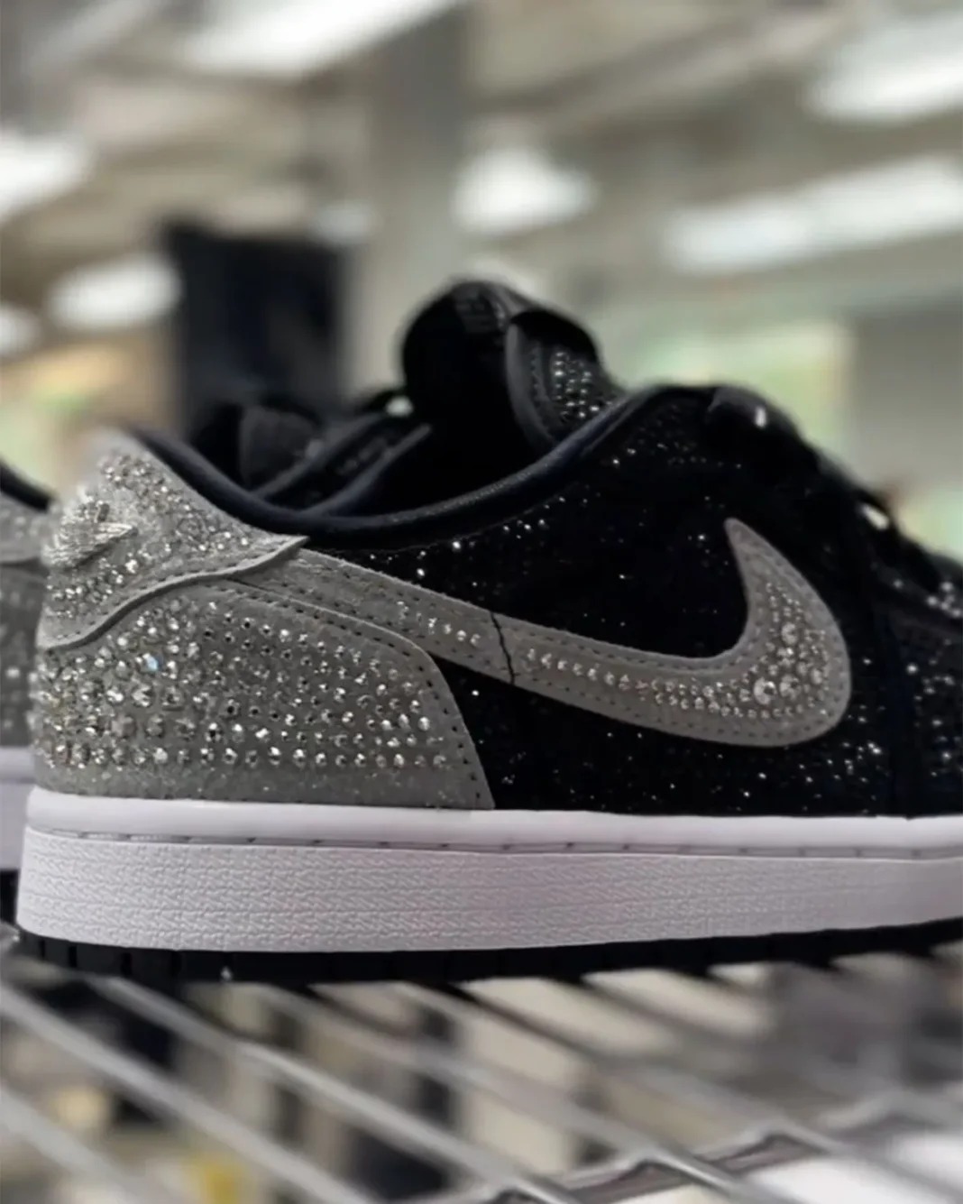 Swarovski x Air Jordan 1 Low OG “Crystal”