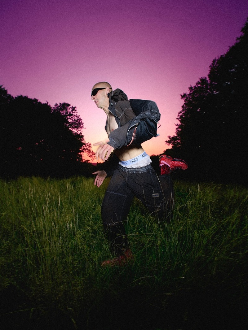 Aries x Salomon XT-Whisper 