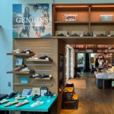 「GENUINS」が日本での本格展開を記念し「代官山 蔦屋書店」にPOP UPをオープン!