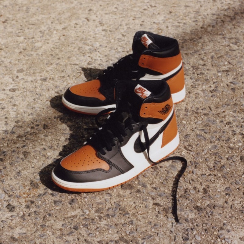 Air Jordan 1 High OG “Shattered Backboard”