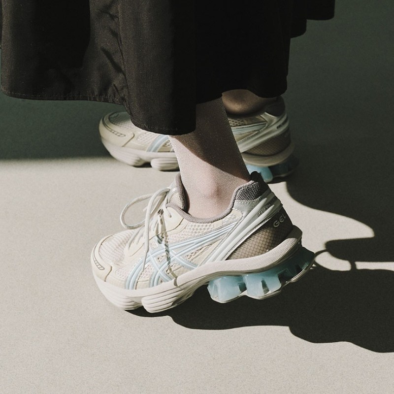 ASICS for emmi "GEL-KINETIC FLUENT"