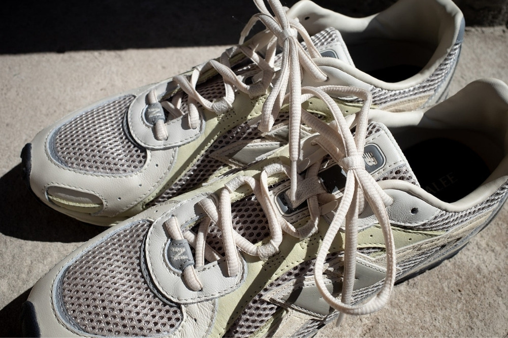 AURALEE x New Balance 204L