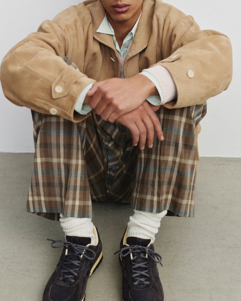 AURALEE x New Balance 204L