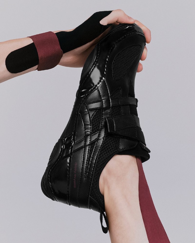 MIYAKE DESIGN STUDIO x ASICS SportStyle「ISSEY MIYAKE FOOT」