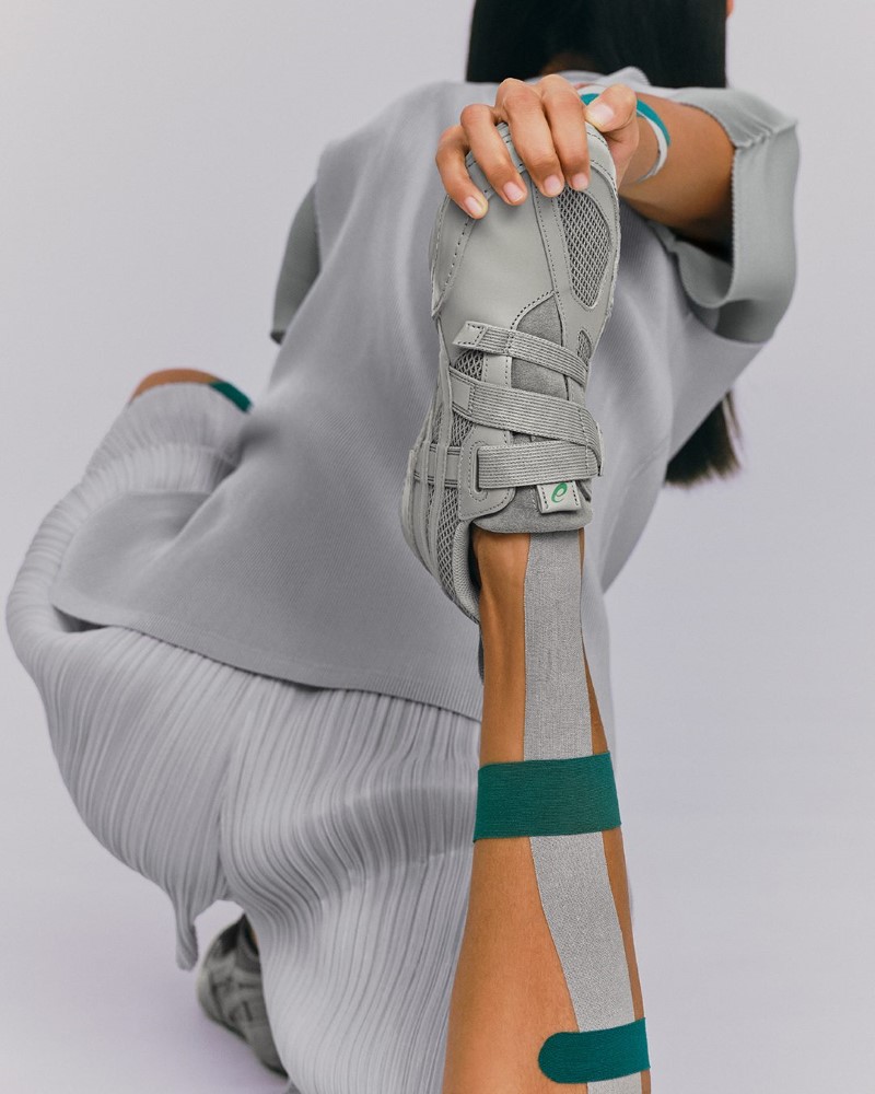 MIYAKE DESIGN STUDIO x ASICS SportStyle「ISSEY MIYAKE FOOT」
