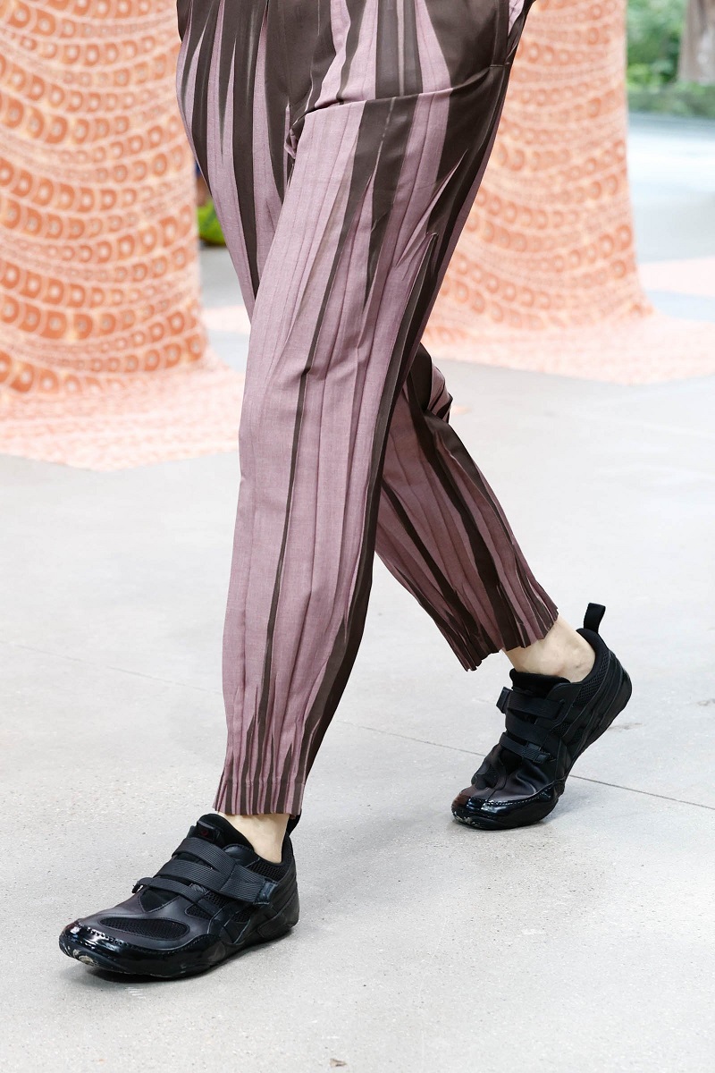 MIYAKE DESIGN STUDIO x ASICS SportStyle「ISSEY MIYAKE FOOT」