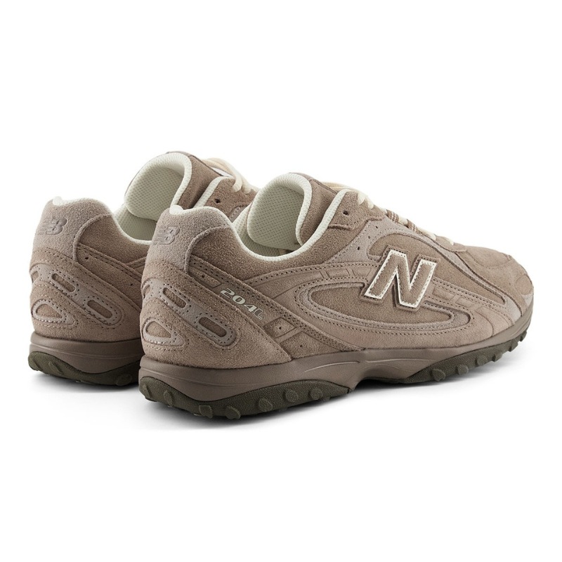 New Balance 204L "Beige Suede"