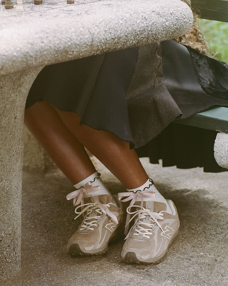 New Balance 204L "Beige Suede"