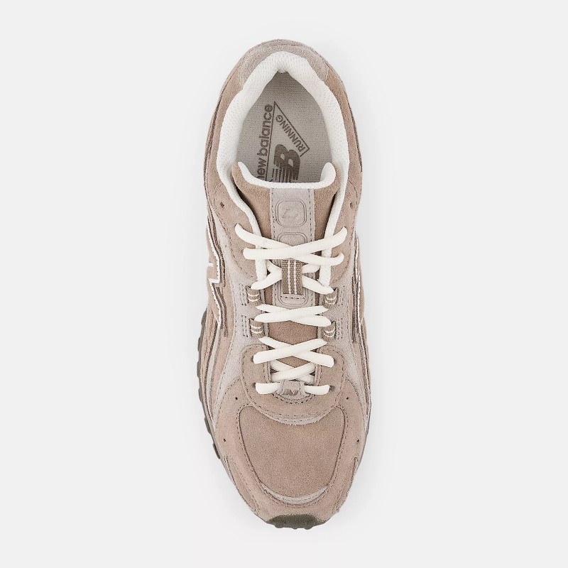 New Balance 204L "Beige Suede"
