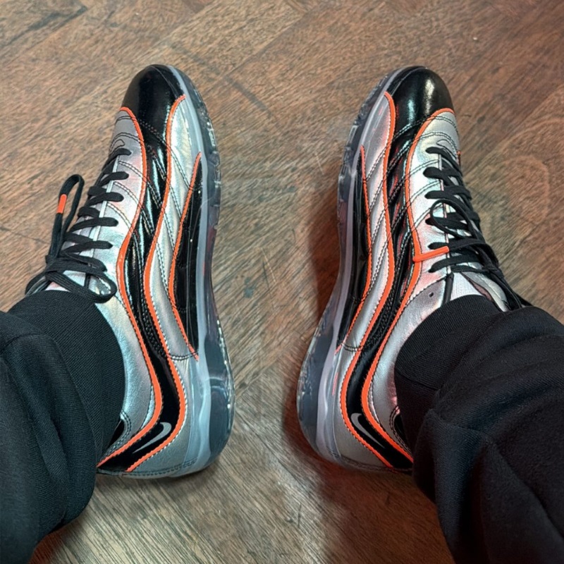 Patta x Nike Cryoshot Mercurial R9