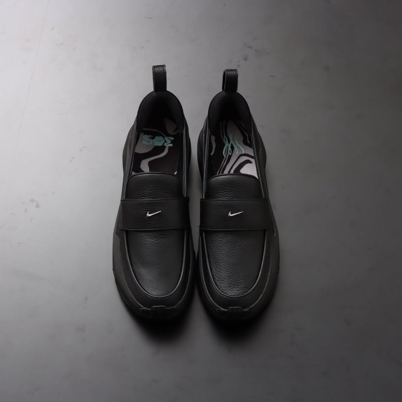 WMNS Nike Air Max Phenomena by Serena Williams Design Crew
