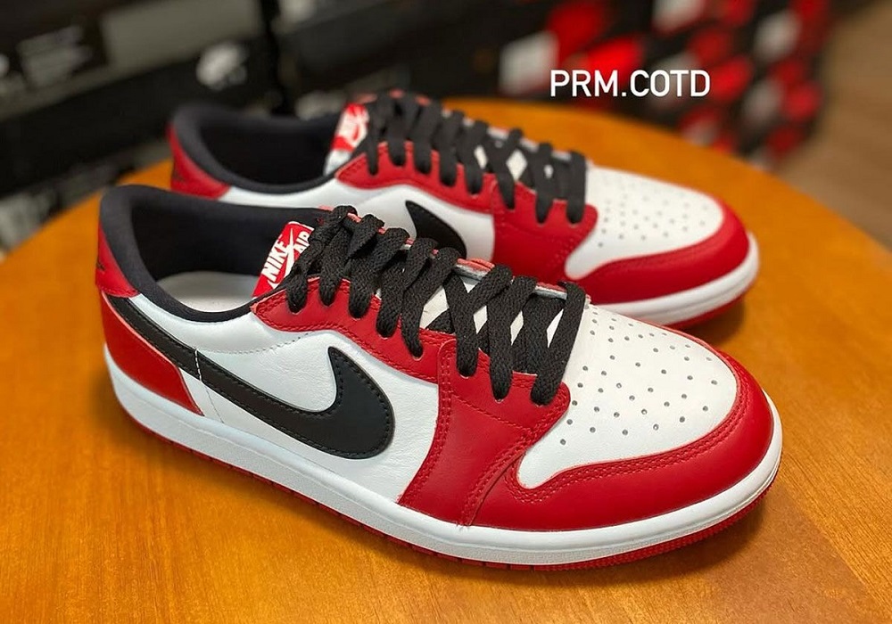 Air Jordan 1 Low OG “Chicago” 