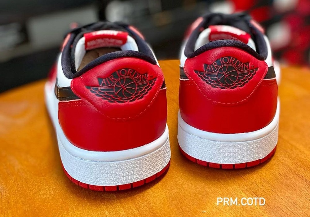 Air Jordan 1 Low OG “Chicago” 
