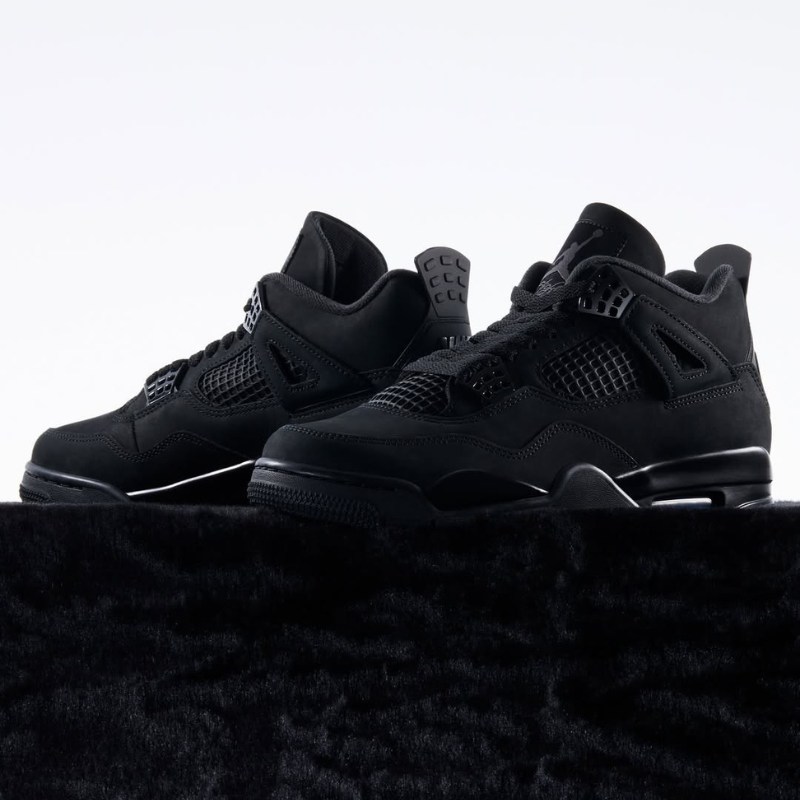 Air Jordan 4 “Black Cat”
