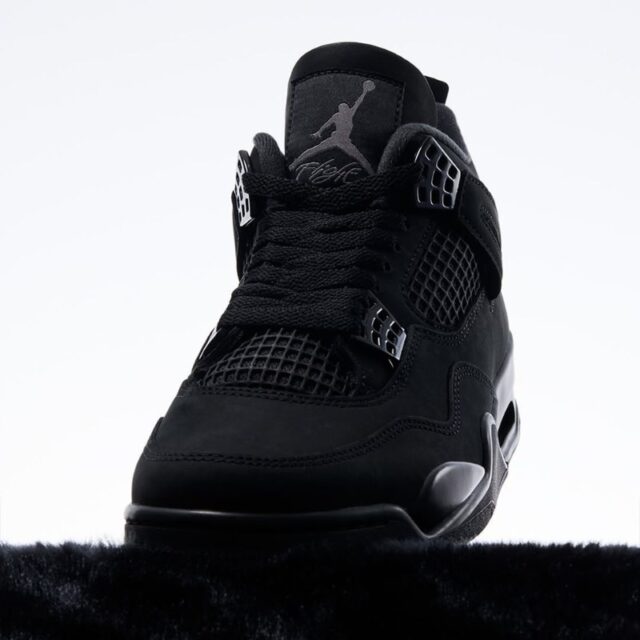 Air Jordan 4 “Black Cat”