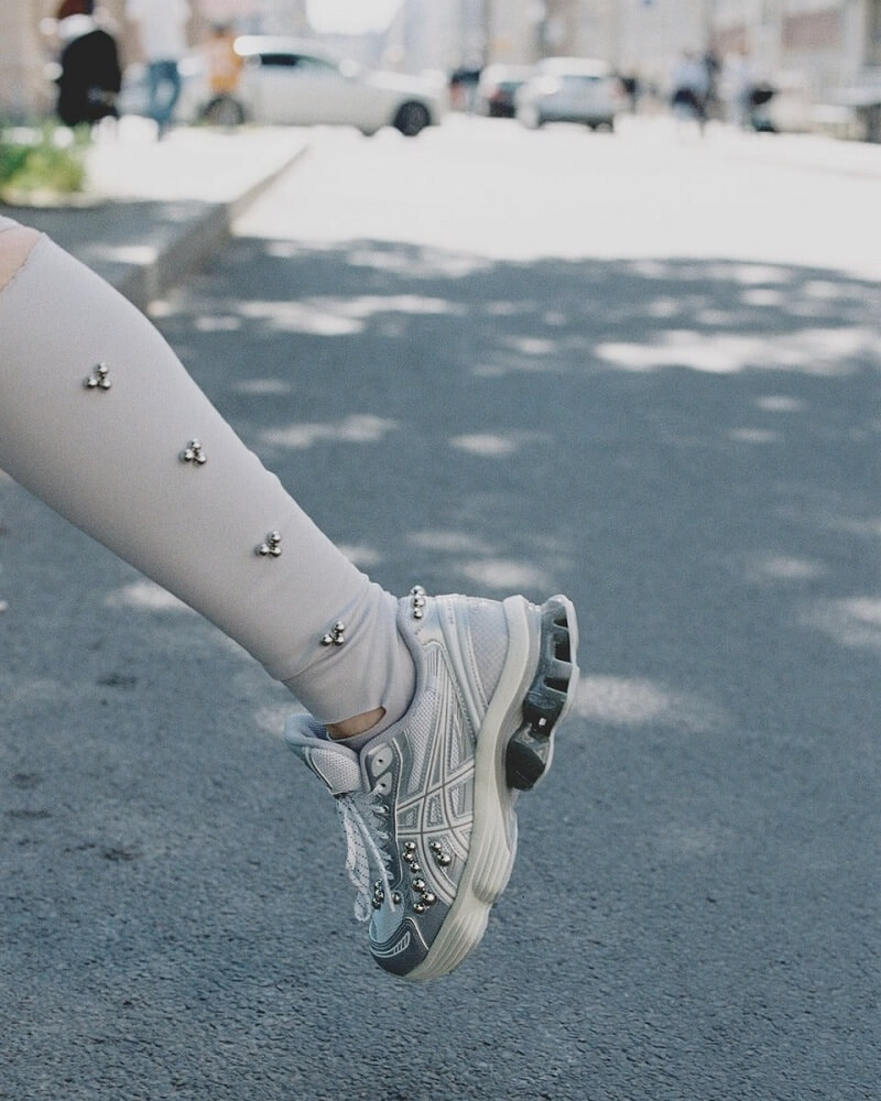 Isla Berlin x Asics GEL-KINETIC FLUENT “Crafts for Mind”