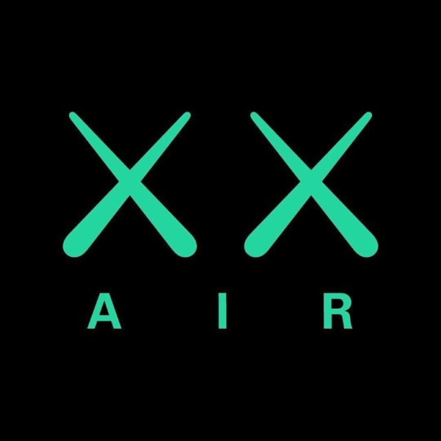 KAWS × JORDAN BRAND