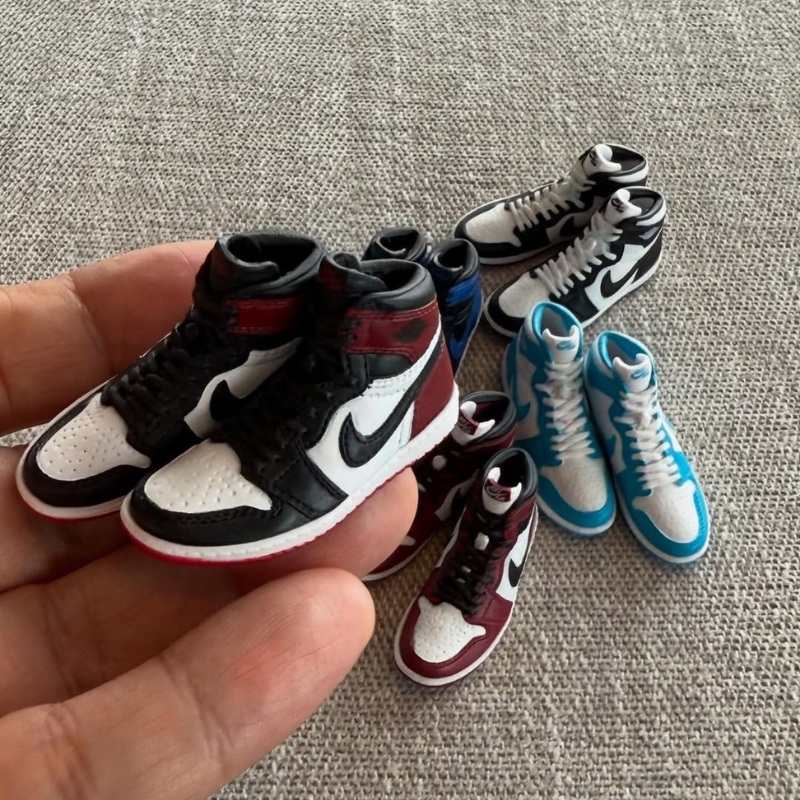 Air Jordan 1 High 85 MINIATURE COLLECTION