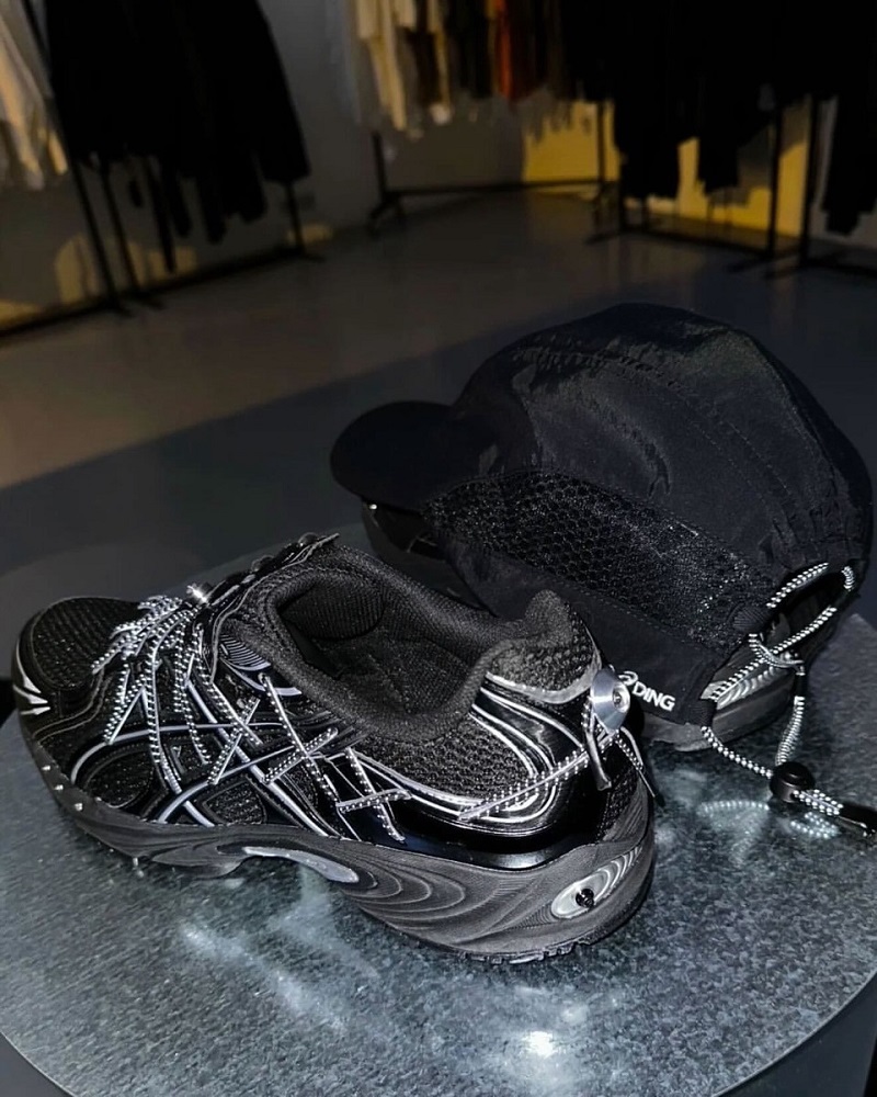 LOADING x Asics GEL-KAHANA TR NEXUS
