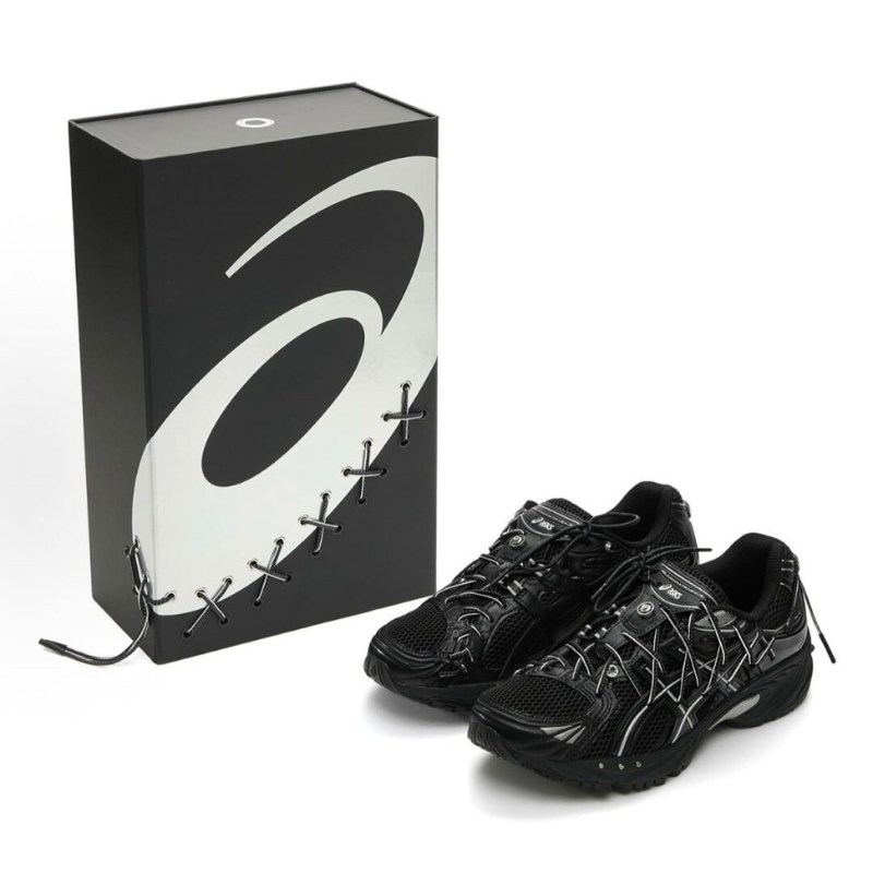 LOADING x Asics GEL-KAHANA TR NEXUS