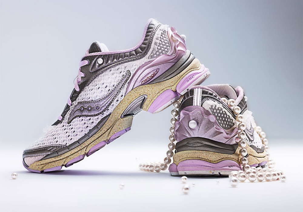 Metagirl Studio x SAUCONY Paramount “Daughter of the Moon”