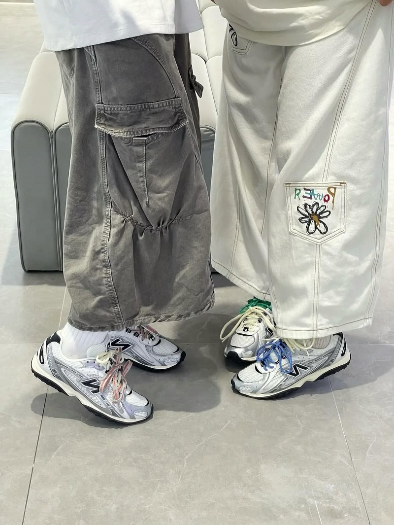 New Balance 204L “Silver Metallic”