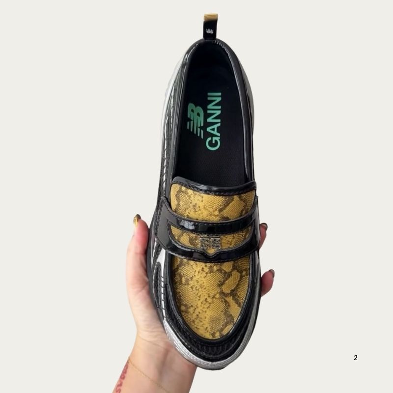 GANNI-New Balance-1906L_20250924main