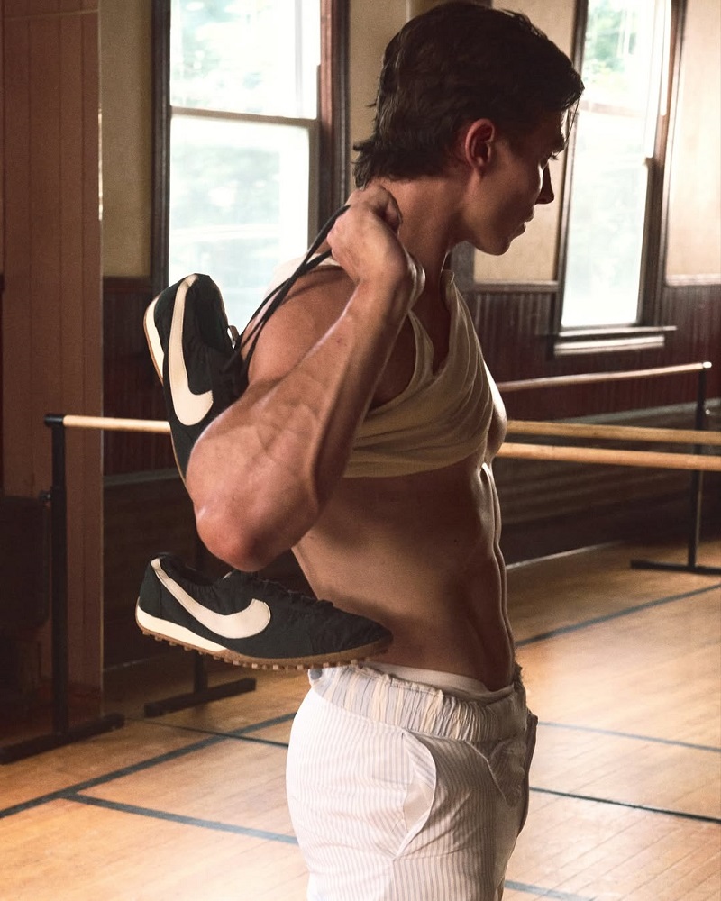 Jacquemus x Nike Jacumoon Shoe