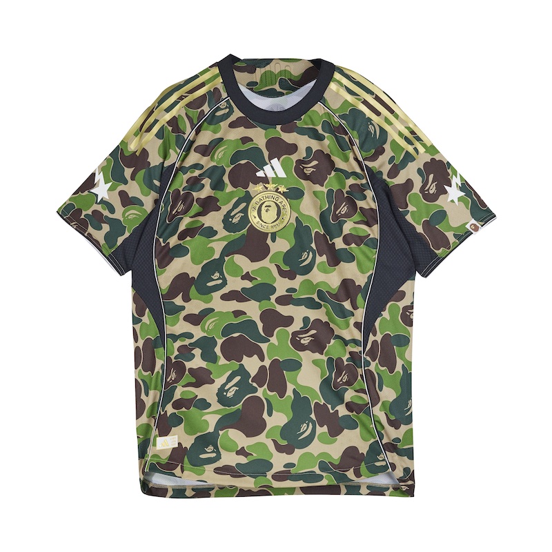 アディダス とBAPE®の 限定コラボコレクション