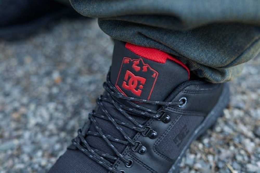 DC Shoes "GLAZE HI" & "GLAZE" 防水・防滑・保温機能を備えたスニーカーブーツ