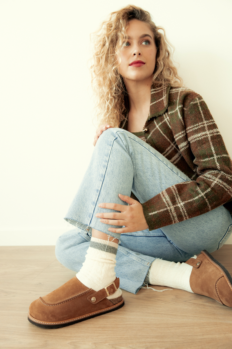 10月中旬発売｜「GENUINS」から高いクッション性と保温性を兼ね備えた新作クロッグサンダルが登場