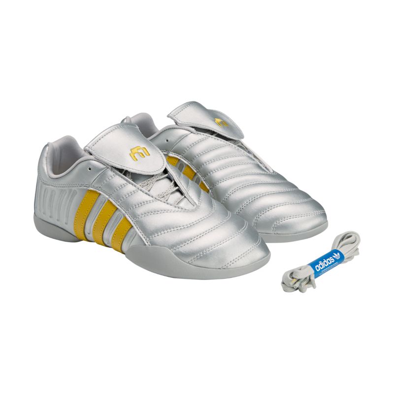 adidas Originals と Miaou の初コラボレートコレクション