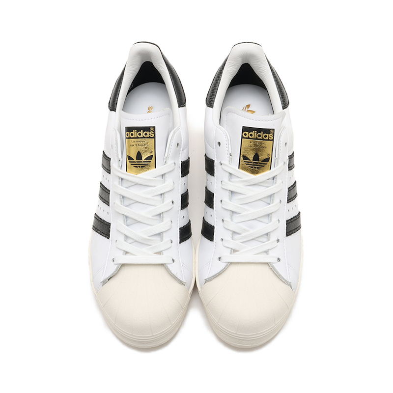 11月22日発売｜「atmos」の「adidas Originals」別注人気モデル『SUPESTAR 82 GTX』の新色が登場