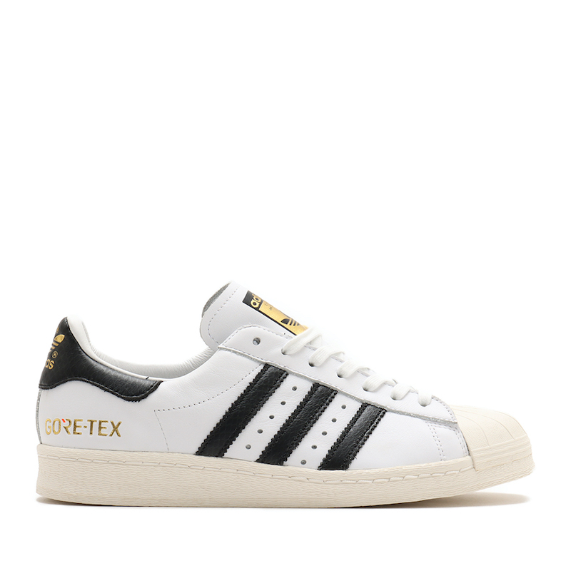 11月22日発売｜「atmos」の「adidas Originals」別注人気モデル『SUPESTAR 82 GTX』の新色が登場