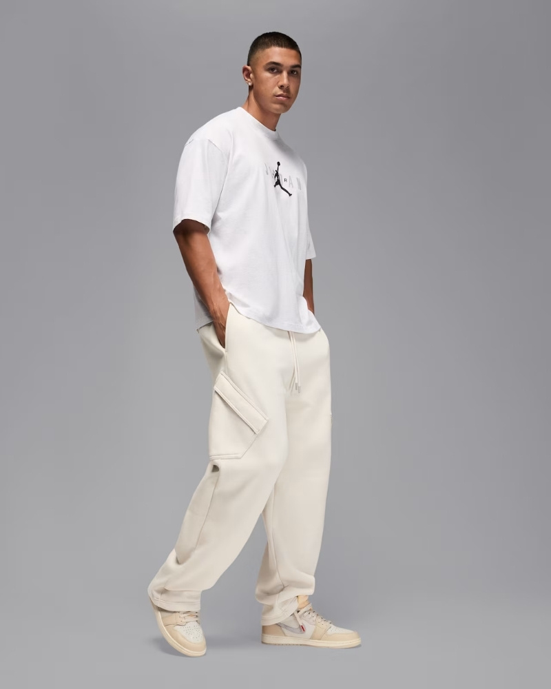 12月6日発売｜Air Jordan 1 High OG “Sail/University Red”の定価・抽選・販売店舗情報