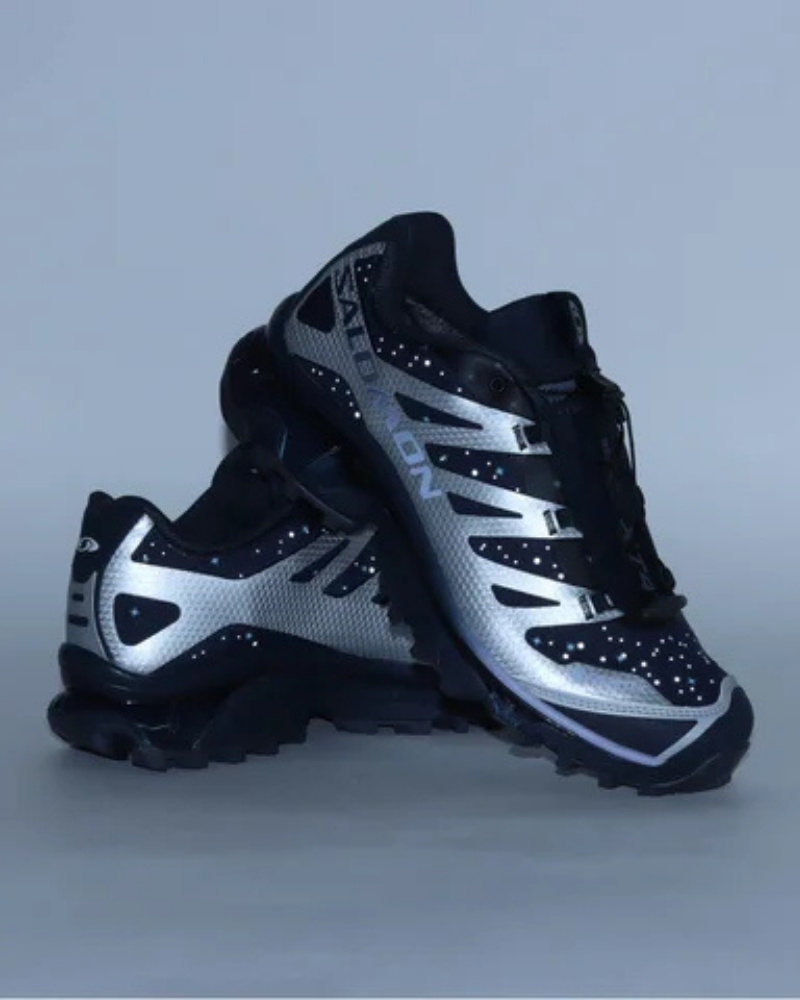 11月24日発売｜「atmos」×「Salomon」による待望の新作コラボレーション”XT-4 OG GTX”が登場