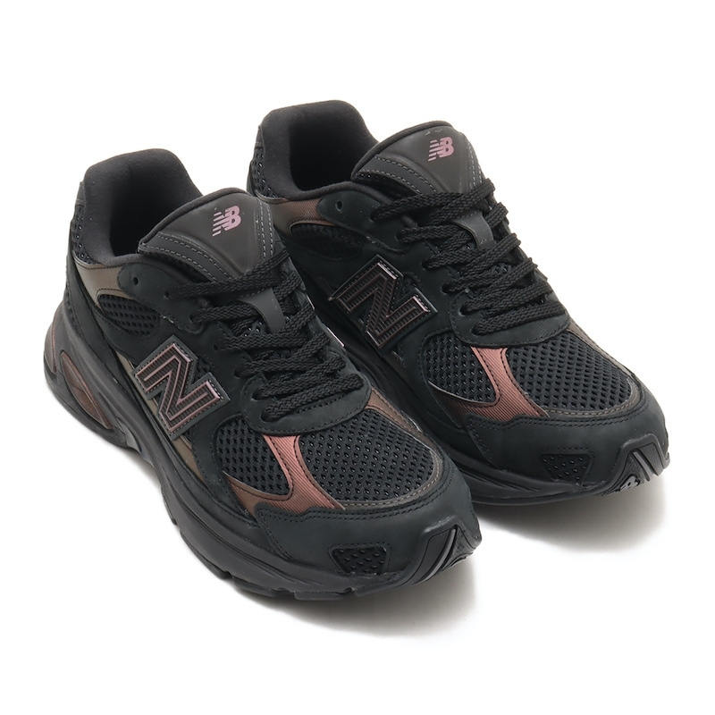 12月10日発売｜「New Balance」独自のテクノロジー『ABZORB』搭載モデル”2000”と”2010”の「atmos」エクシクルーシブカラーが発売