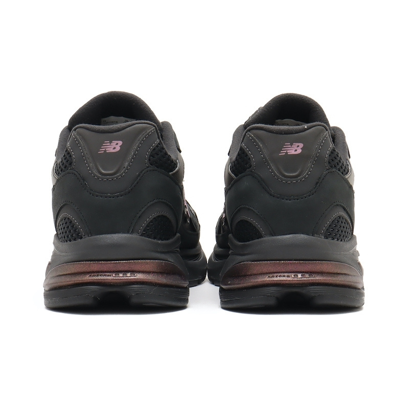 12月10日発売｜「New Balance」独自のテクノロジー『ABZORB』搭載モデル”2000”と”2010”の「atmos」エクシクルーシブカラーが発売