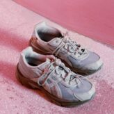 「OJOS」をサードパーティーに迎えたatmos pinkとASICS SportStyle のコラボレーション第2弾 "GEL-1130 RE"