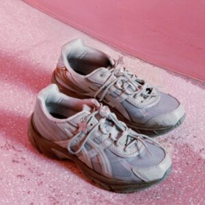 「OJOS」をサードパーティーに迎えたatmos pinkとASICS SportStyle のコラボレーション第2弾 "GEL-1130 RE"