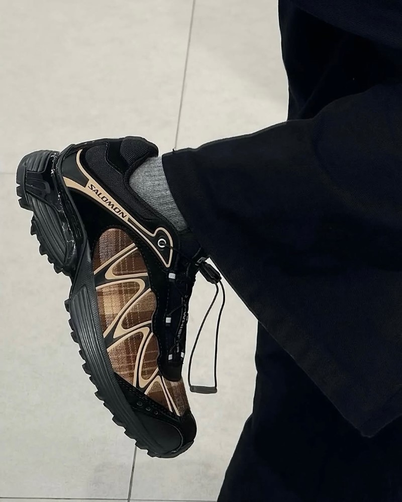 Salomon Holiday Collection "Speedcross 3＆ XT-Whisper & ACS Pro"