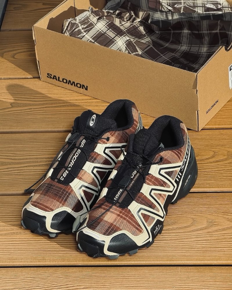 Salomon Holiday Collection "Speedcross 3＆ XT-Whisper & ACS Pro"