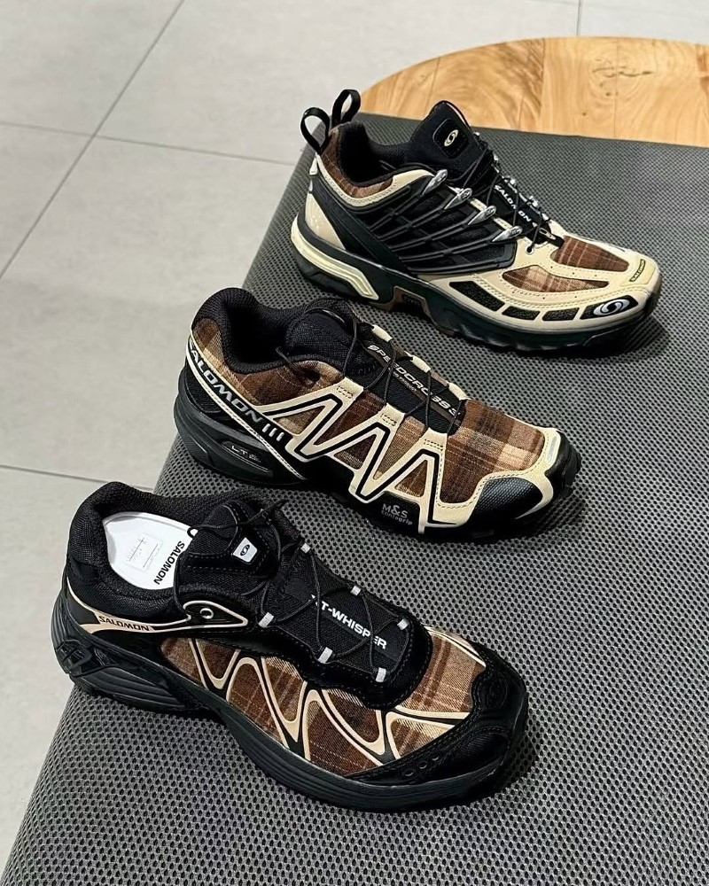 Salomon Holiday Collection "Speedcross 3＆ XT-Whisper & ACS Pro"